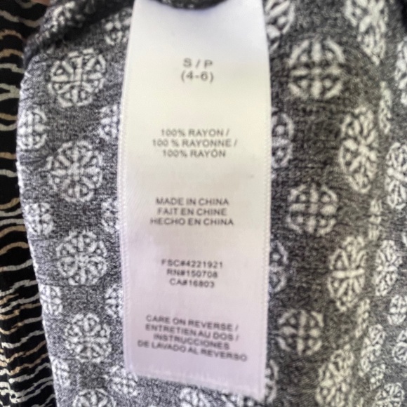 Signature Collection by Avon Blue Pattern Dress Size S - Picture 7 of 7